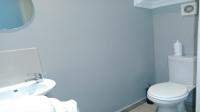 Bathroom 1 of property in Doornpoort