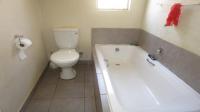 Bathroom 1 - 4 square meters of property in Waterval Estate