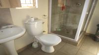 Main Bathroom - 4 square meters of property in Waterval Estate