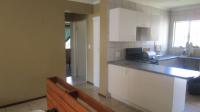Lounges - 25 square meters of property in Parkdene (JHB)