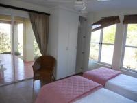 Bed Room 2 - 15 square meters of property in Princes Grant Golf Club