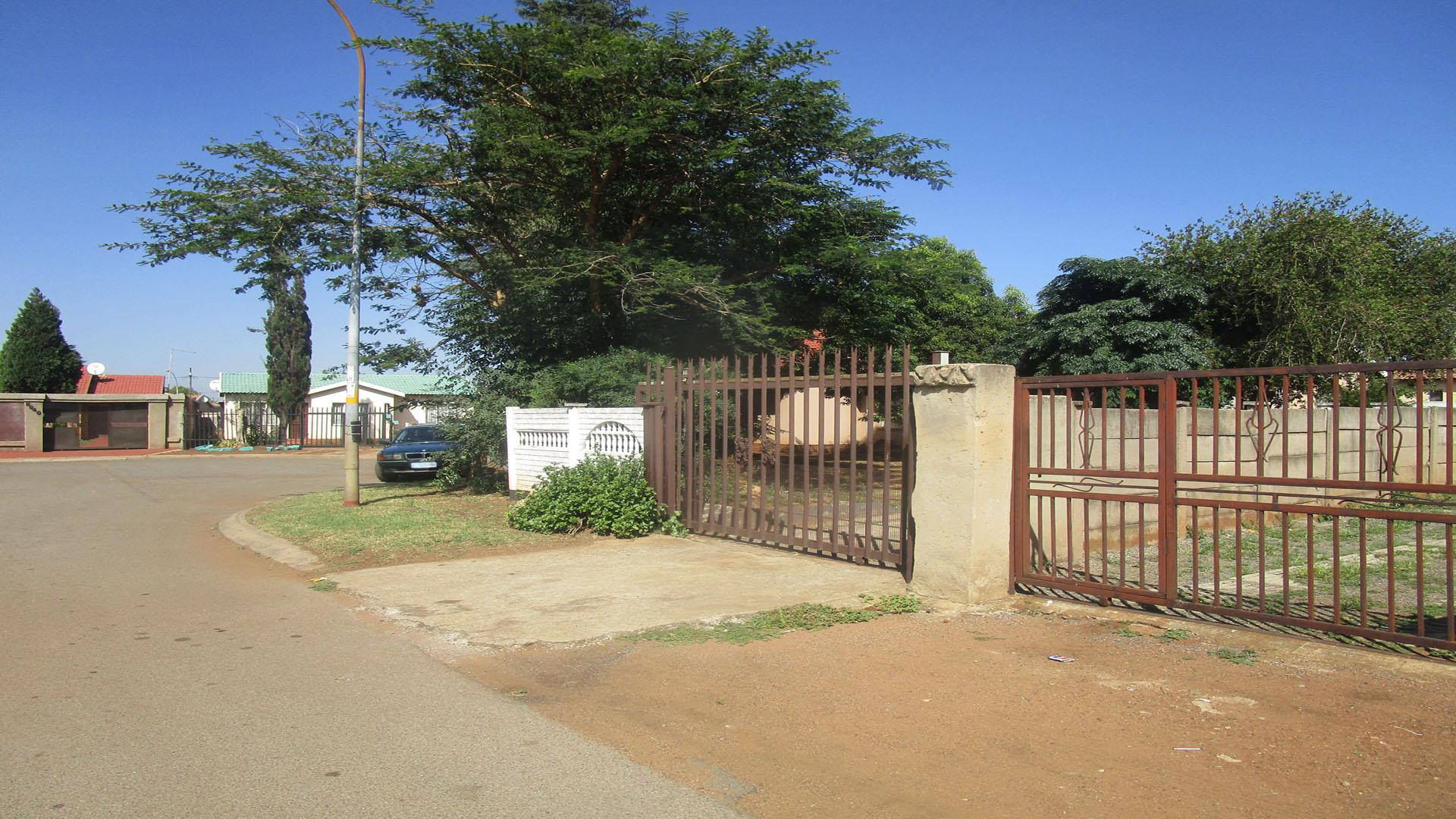 Front View of property in 