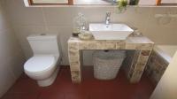 Bathroom 1 - 6 square meters of property in Rangeview