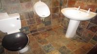 Bathroom 2 - 5 square meters of property in Rangeview