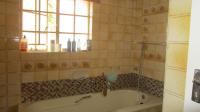 Bathroom 1 - 8 square meters of property in Birchleigh