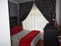 Bed Room 1 - 11 square meters of property in Heidelberg - GP