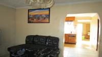 Lounges - 13 square meters of property in Saulsville