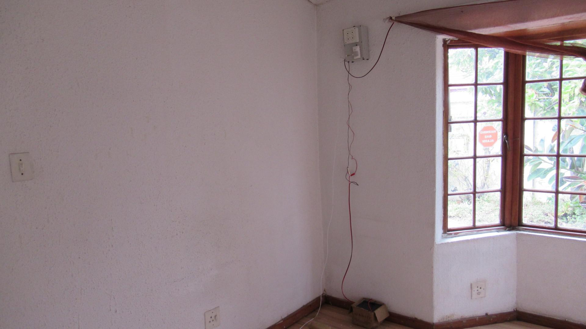 Rooms - 26 square meters of property in Malvern - JHB