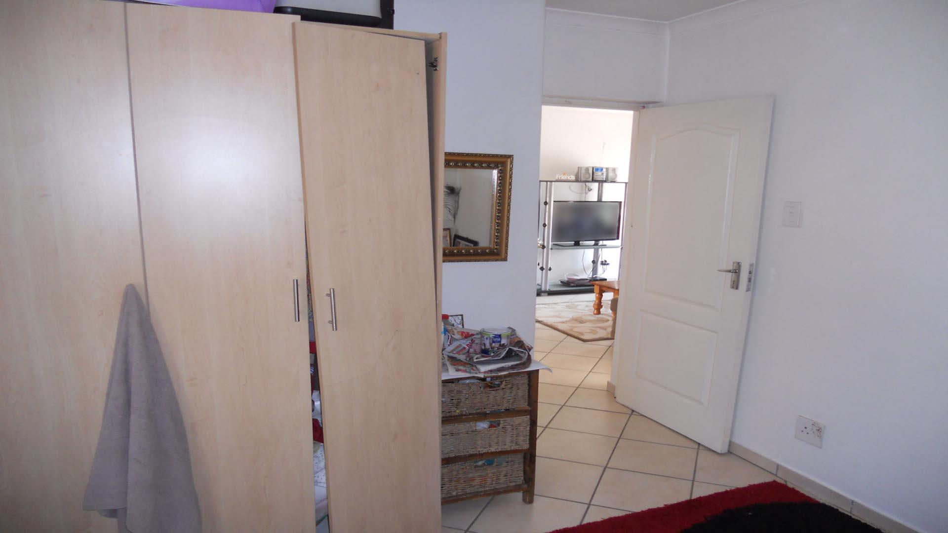 Bed Room 2 - 13 square meters of property in Woodhurst