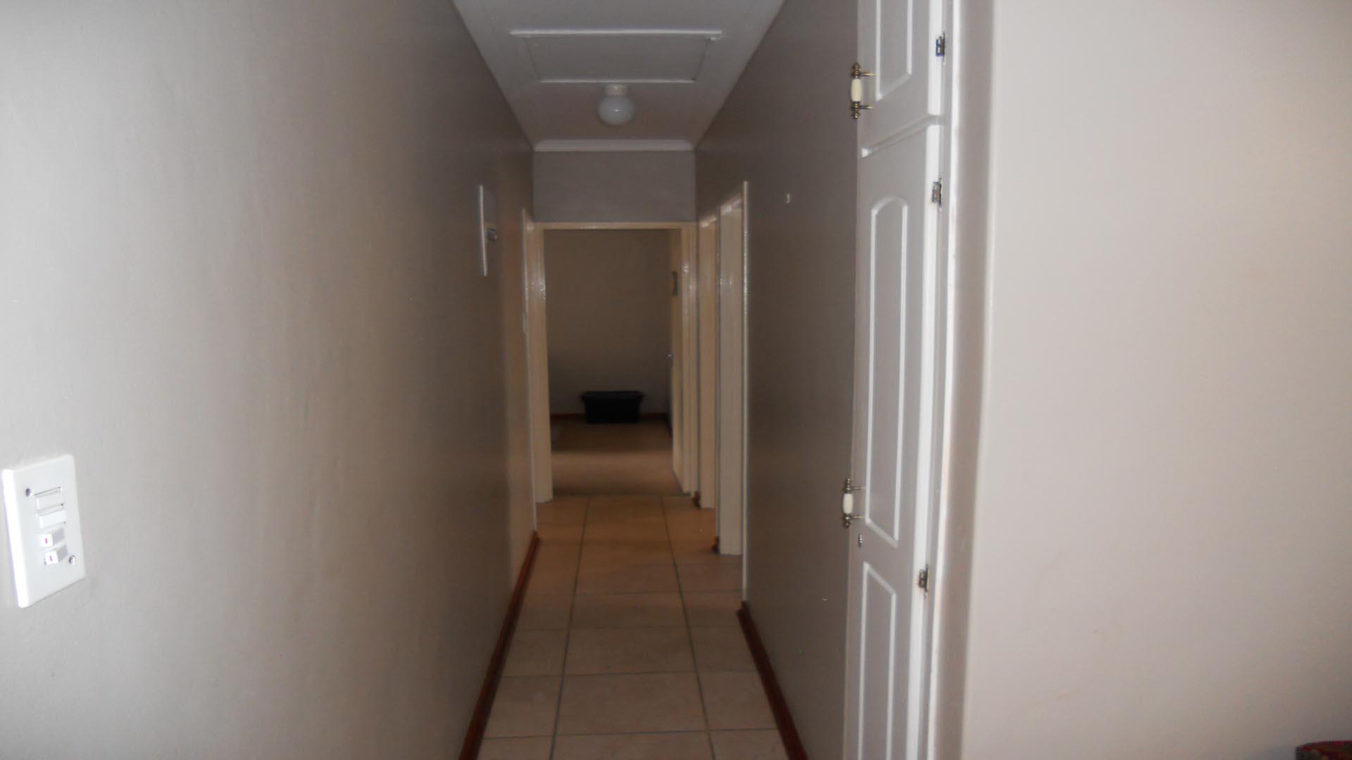 Spaces - 69 square meters of property in Lincoln Meade