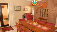 Dining Room - 13 square meters of property in Scottburgh
