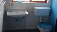 Bathroom 2 - 4 square meters of property in Gordons Bay