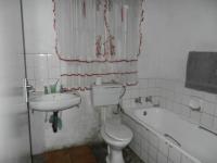Bathroom 1 - 5 square meters of property in Soweto