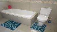 Main Bathroom - 4 square meters of property in Westdene (JHB)