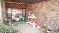 Patio - 10 square meters of property in De Deur