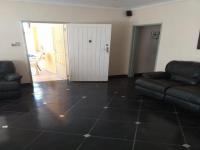Lounges - 26 square meters of property in Sonland Park