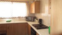 Kitchen - 17 square meters of property in Sonland Park