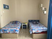 Bed Room 2 of property in Sunridge Park