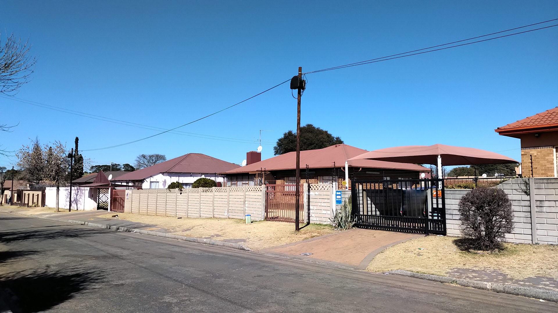Standard Bank EasySell 3 Bedroom House for Sale in Primrose