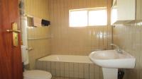 Bathroom 3+ of property in Kyalami A.H