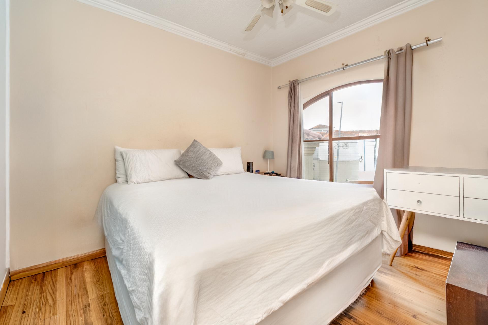 Bed Room 2 of property in River Club