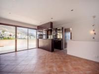 Lounges - 21 square meters of property in Gordons Bay