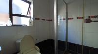 Bathroom 1 - 13 square meters of property in Wilropark