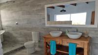 Main Bathroom - 13 square meters of property in Yzerfontein