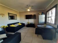Lounges of property in Tongaat