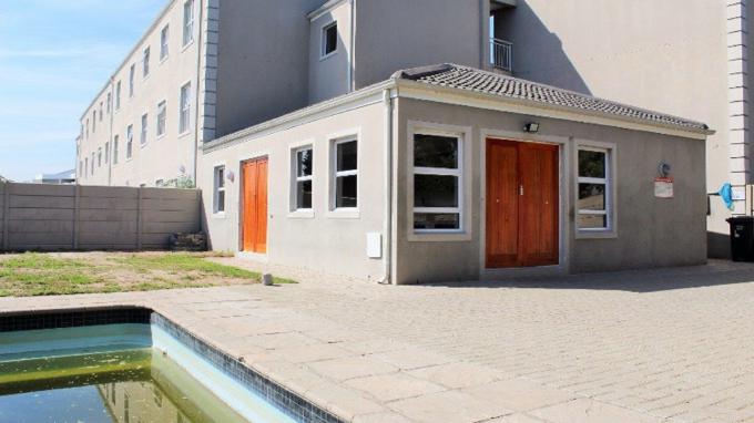 2 Bedroom Apartment for Sale For Sale in Bellville - Private Sale - MR320161