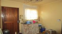 Kitchen - 8 square meters of property in Ekangala