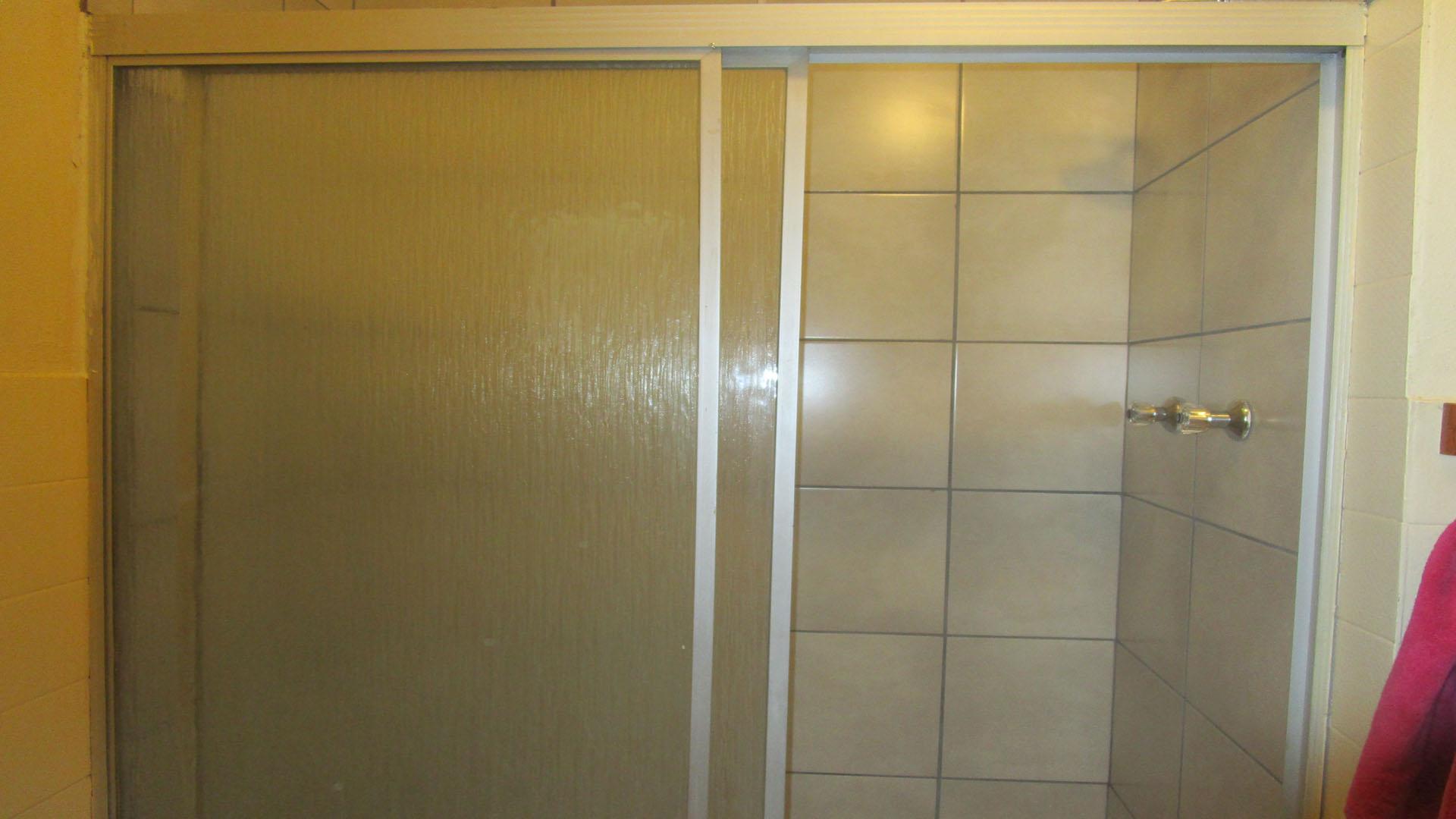 Bathroom 1 - 7 square meters of property in Beyers Park