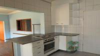 Kitchen - 17 square meters of property in Elspark