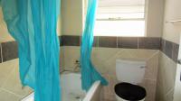 Bathroom 1 - 4 square meters of property in Denneoord