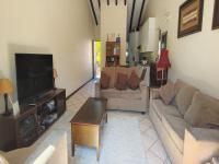 Lounges - 33 square meters of property in North Riding A.H.