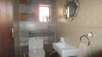 Guest Toilet - 2 square meters of property in Tijger Vallei