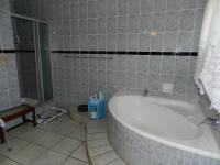 Bathroom 1 of property in Mtunzini