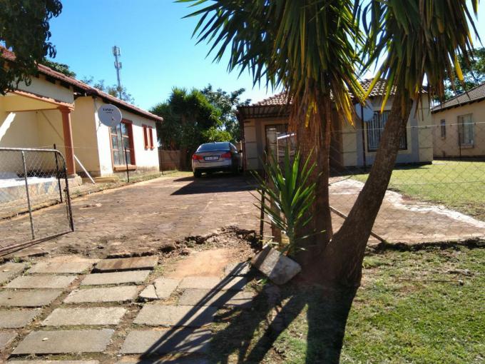Standard Bank SIE Sale In Execution 2 Bedroom House for Sale in Rosslyn - MR321648