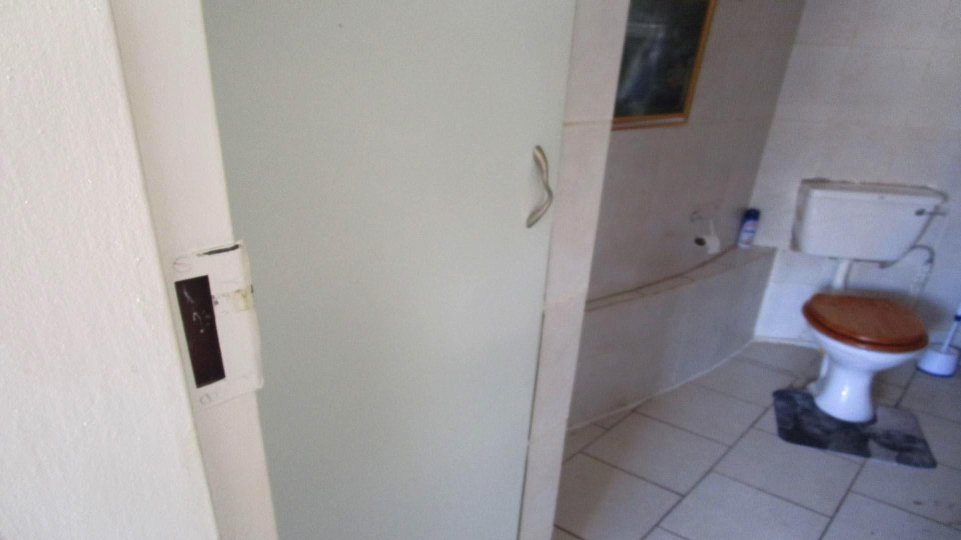 Spaces - 10 square meters of property in Benoni AH