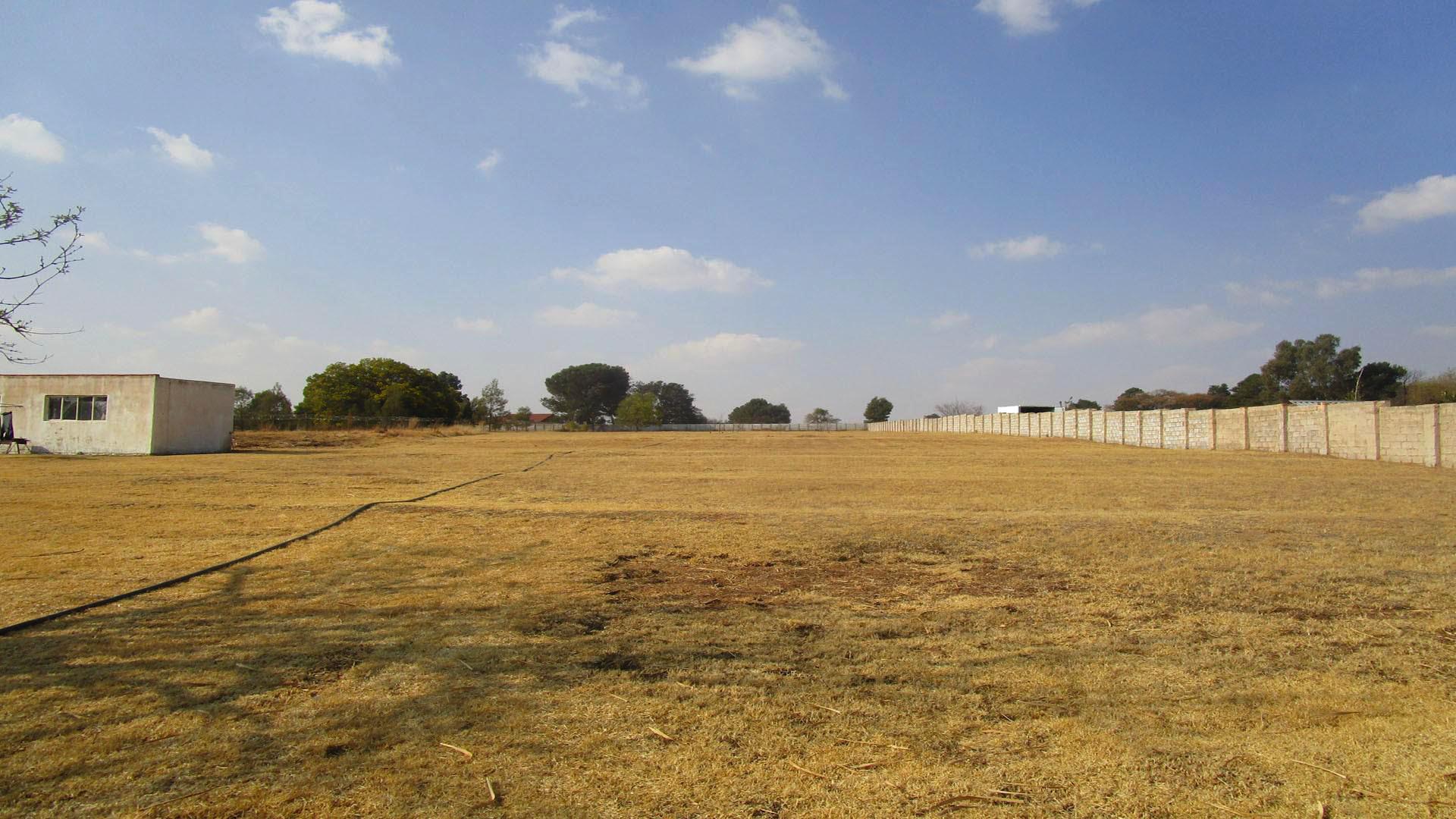 Backyard of property in Benoni AH