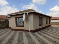 Front View of property in Protea Glen