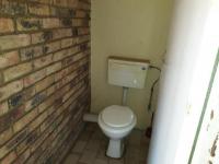 Staff Bathroom - 2 square meters of property in Homelake