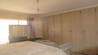 Main Bedroom - 21 square meters of property in HOMELAKE