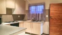 Kitchen of property in Sagewood