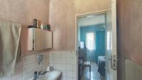 Main Bathroom - 5 square meters of property in Brakpan