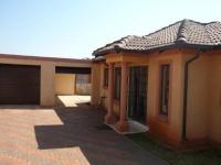 3 Bedroom 2 Bathroom House for Sale for sale in The Orchards