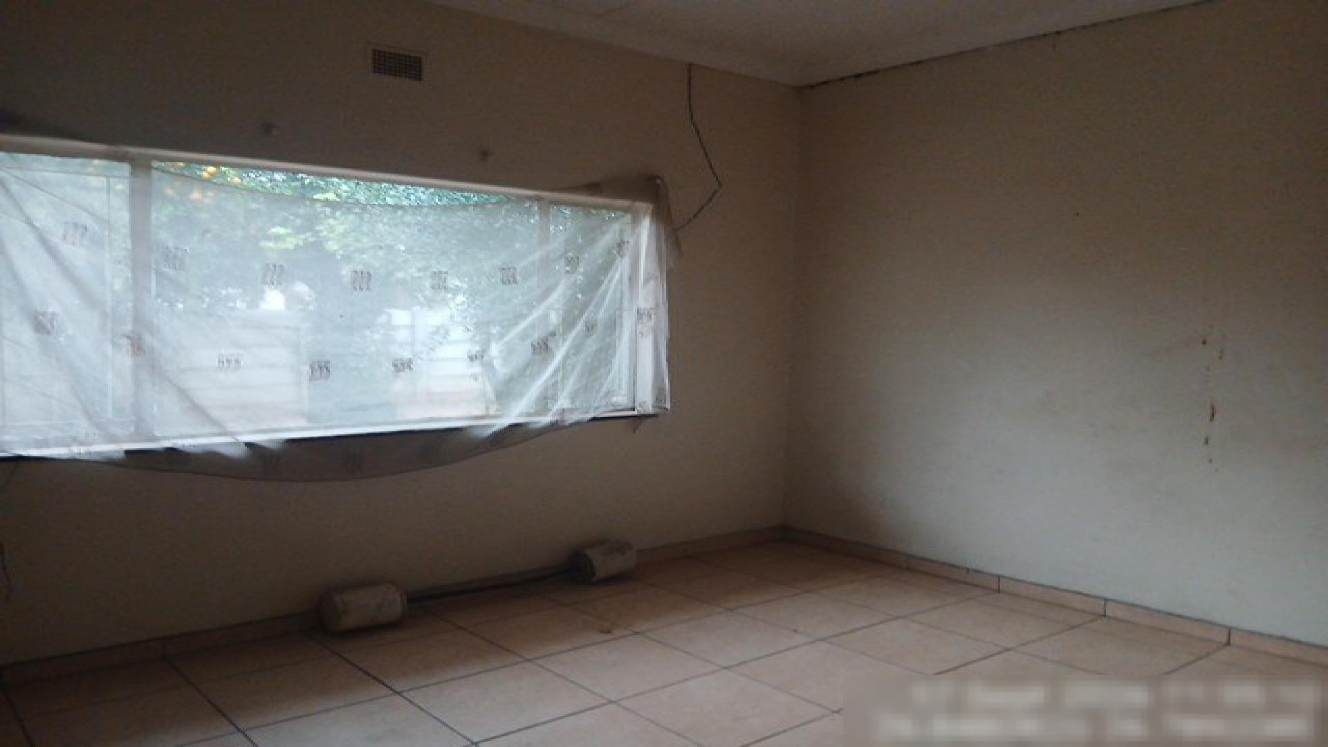 Bed Room 2 of property in Stilfontein