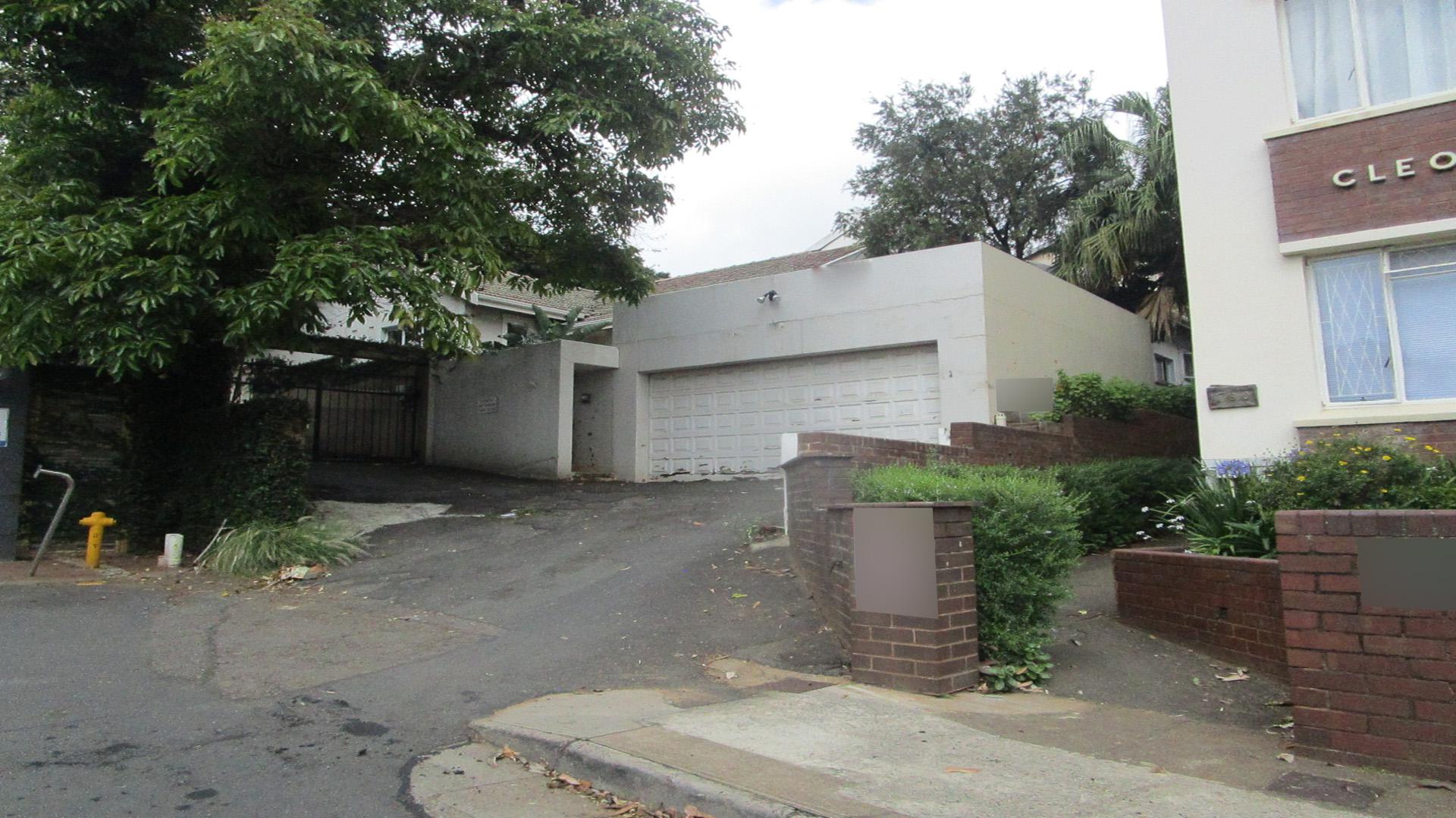 Front View of property in Essenwood