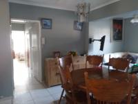 Dining Room - 9 square meters of property in Bisley