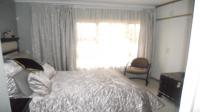 Bed Room 2 - 14 square meters of property in Bisley